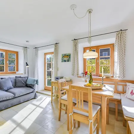 Ferienwohnung Kneissl Alte Gendarmerie
